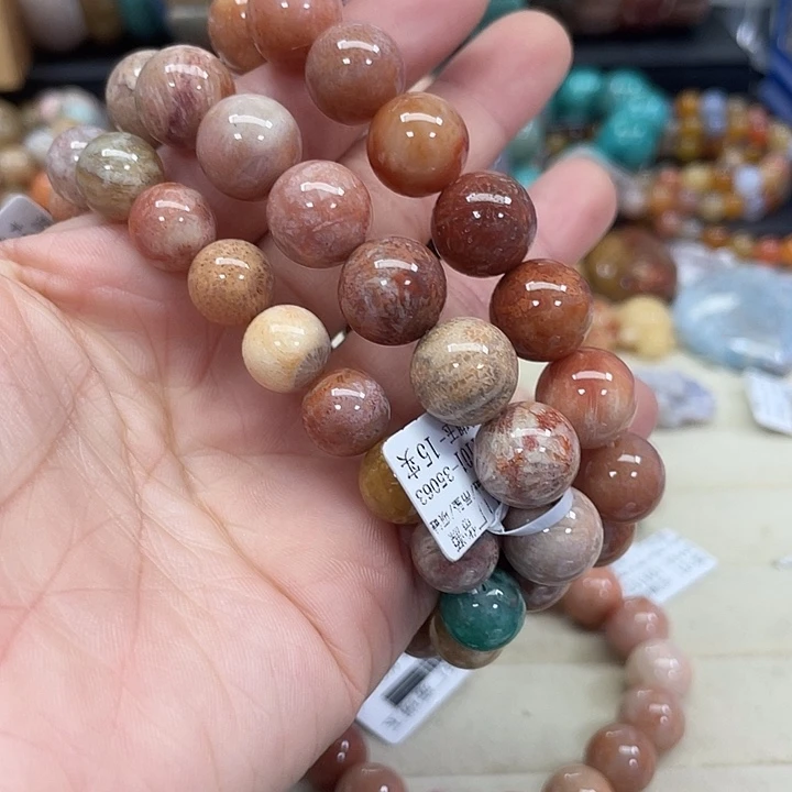 未镶嵌手串硅化珊瑚（珊瑚玉）石*轩333