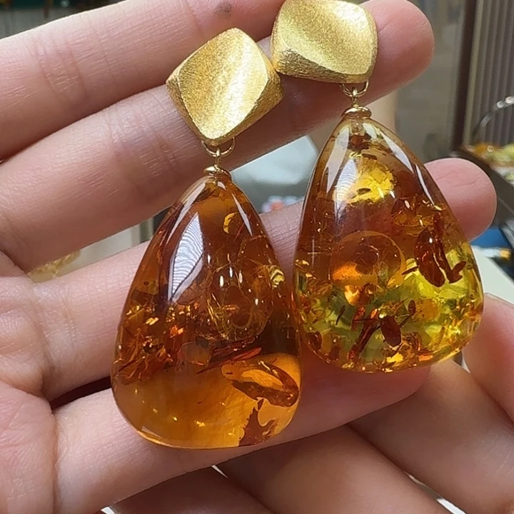 琥珀未镶嵌颈饰耳坠