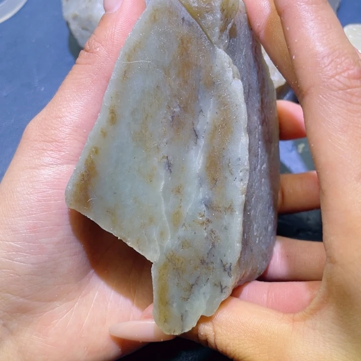 和田玉未镶嵌珠宝半成品