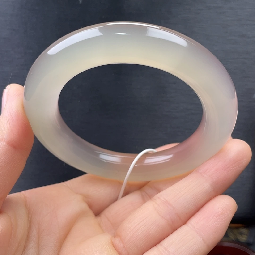 玛瑙/玉髓未镶嵌手镯56圈口