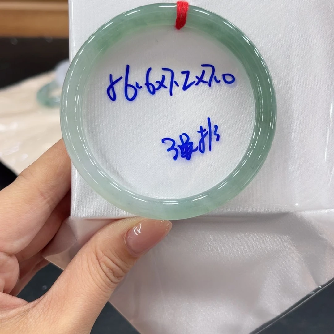 未镶嵌手镯翡翠翡翠