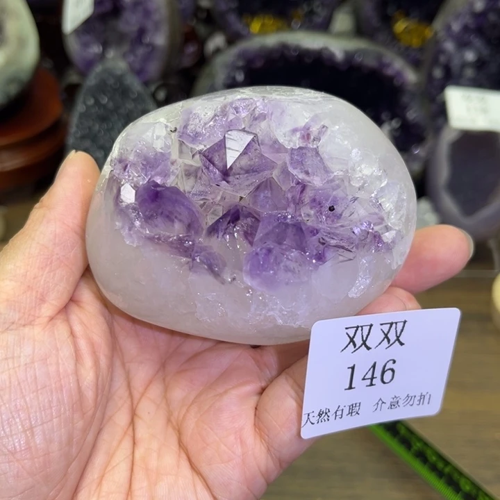 未镶嵌水晶大型摆件（非配饰）