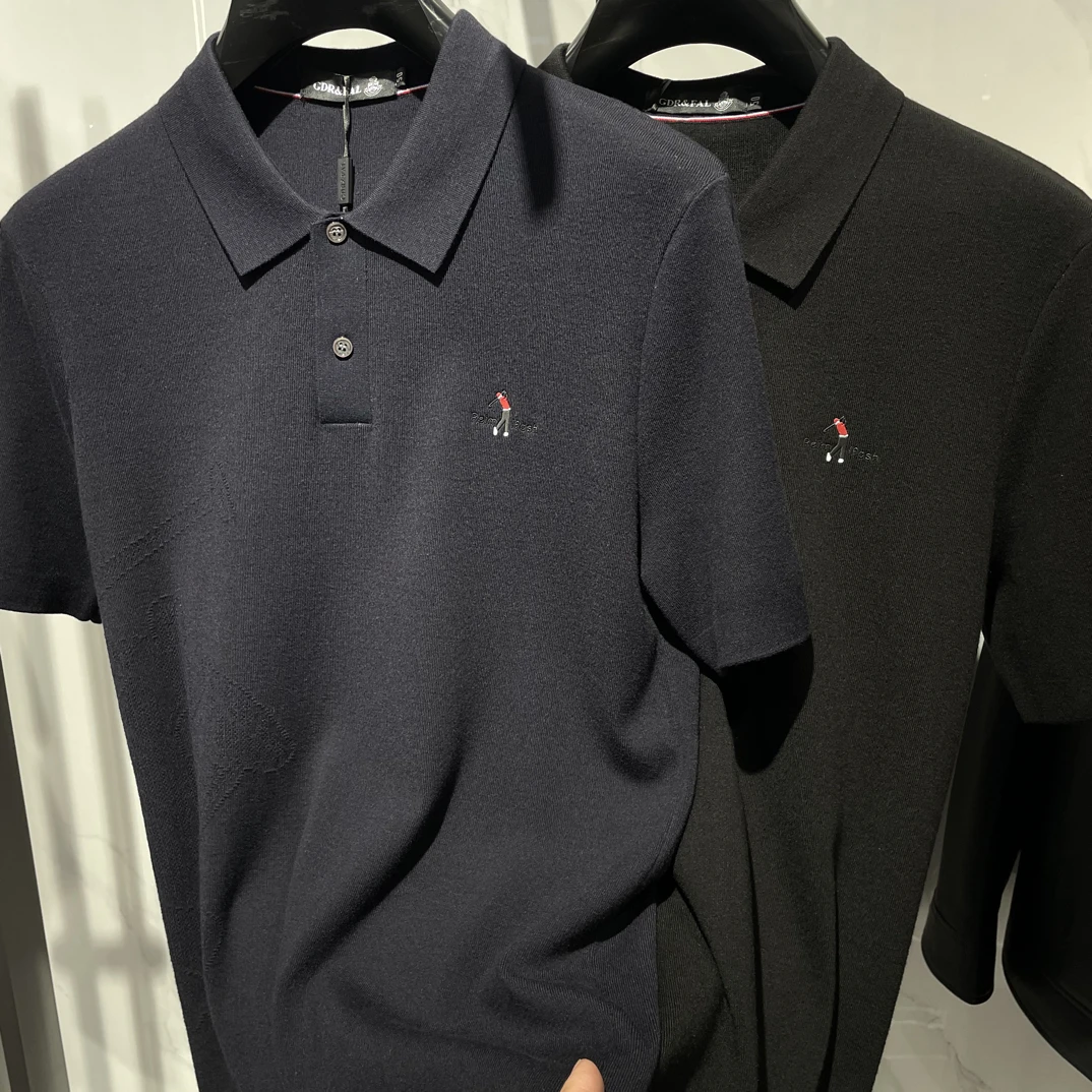 秋季翻领针织两粒扣提花刺绣半袖衣服