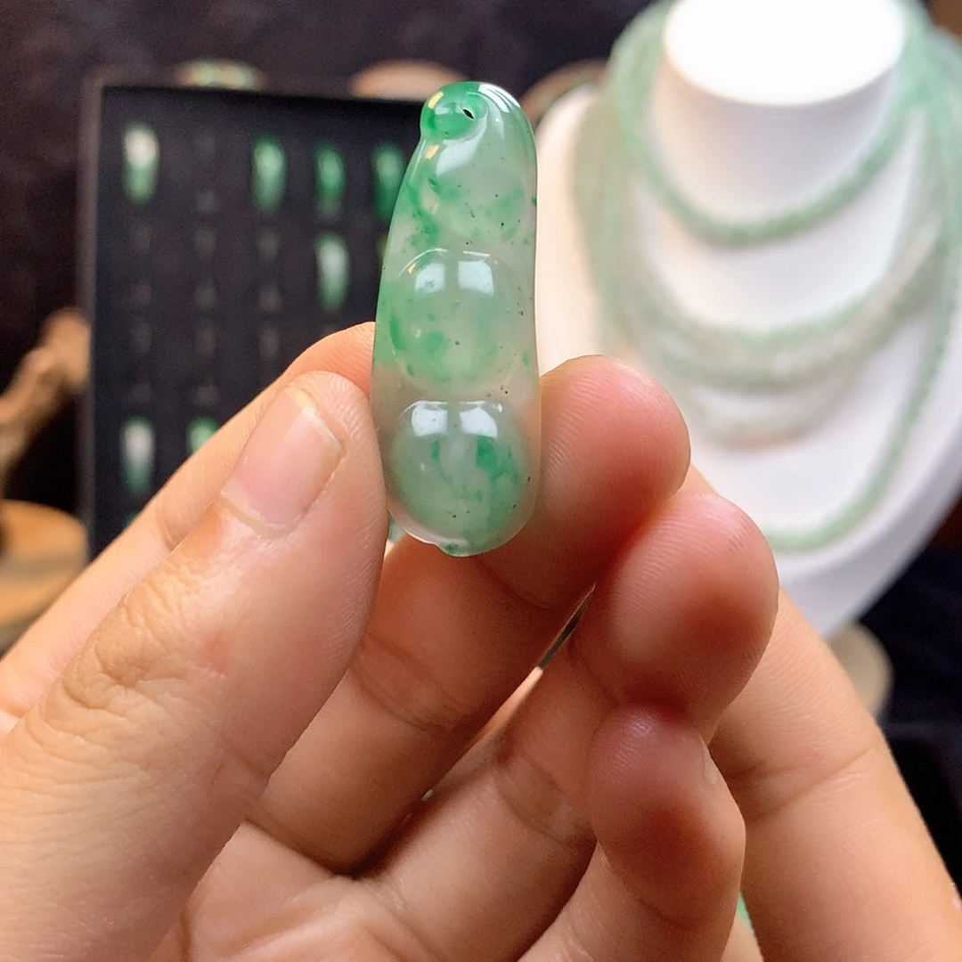石英质玉合金福豆