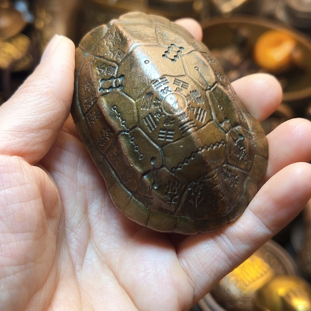 精美铜器工艺品等