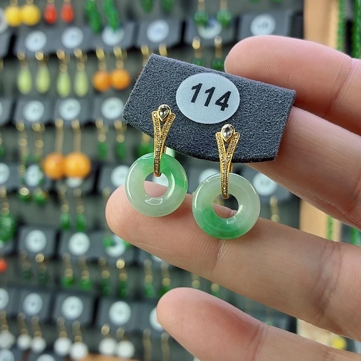 翡翠18K金镶嵌耳饰