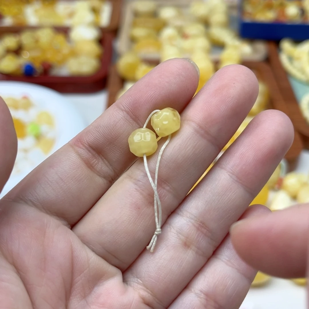 【闪购商品】未镶嵌蜜蜡裸石配饰