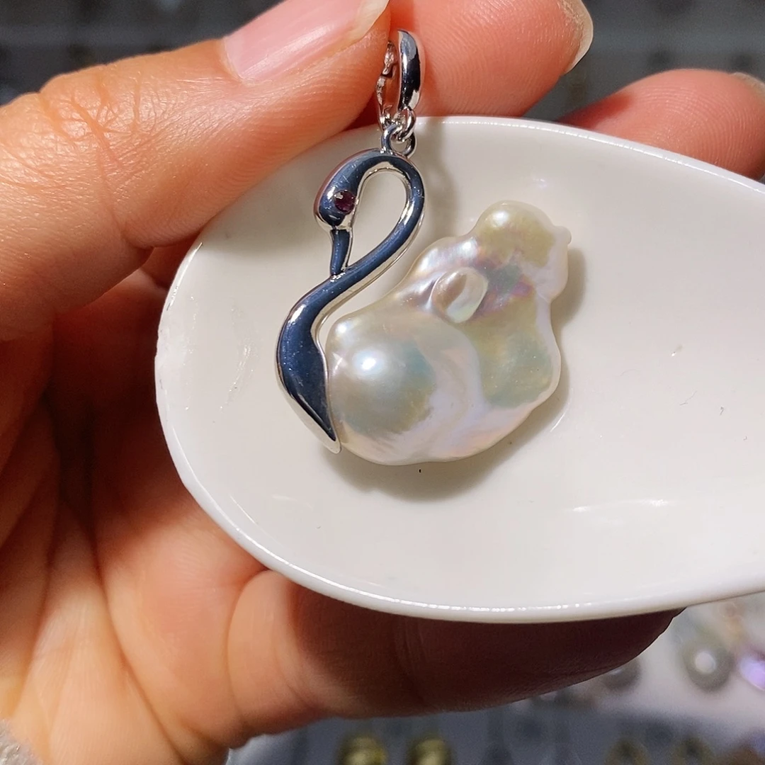 未镶嵌颈饰淡水珍珠