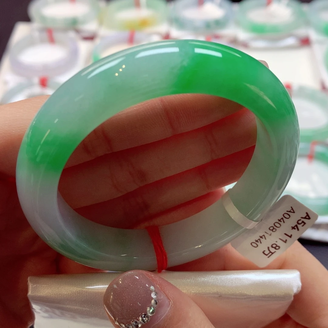 翡翠手镯未镶嵌21正圈77