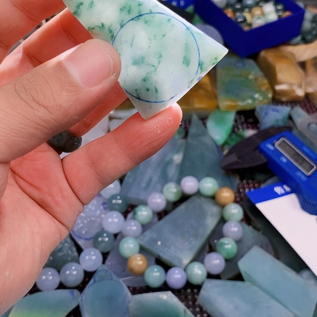 未镶嵌定制翡翠翡翠