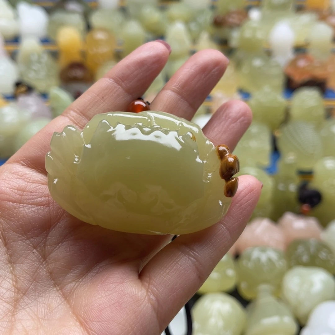 小****天然雕刻桌面小摆件