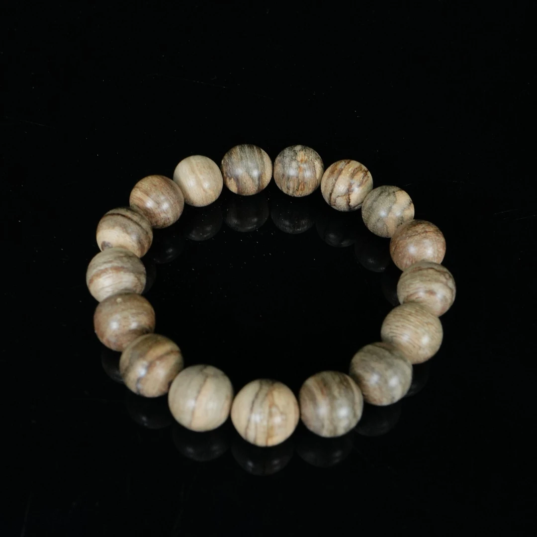 A7023 文莱沉香软丝高油水波纹手串 1.35cm 14.31g