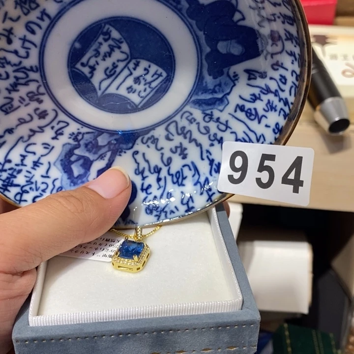 煜***棋其他954。