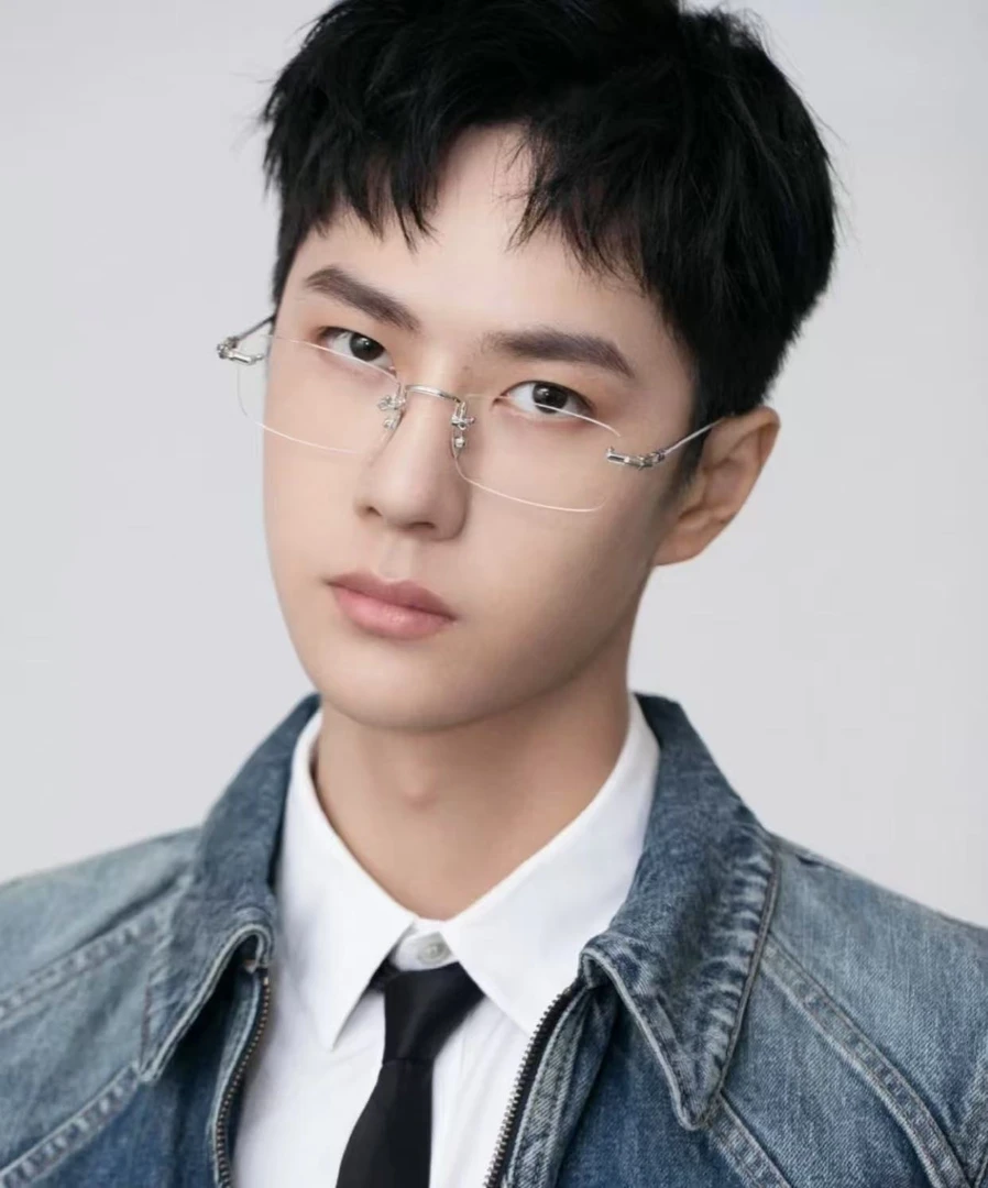 直播福利  特价老花专拍