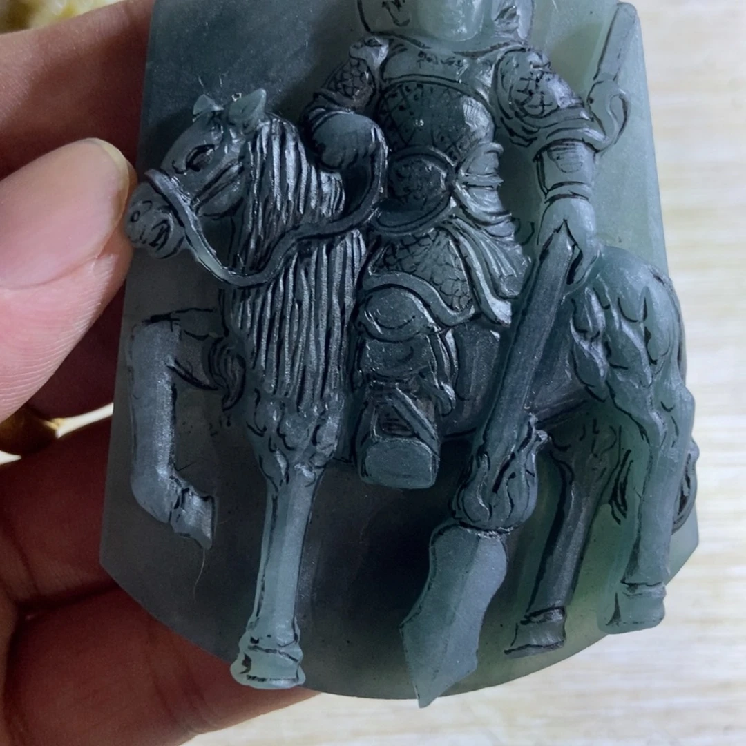 家***贝定制翡翠未镶嵌翡翠