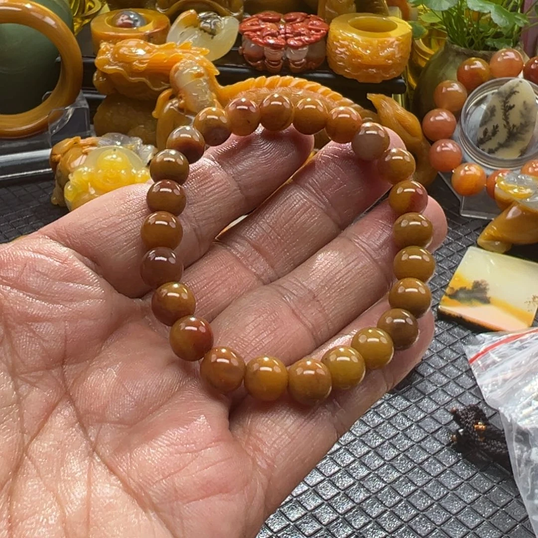 石英质玉未镶嵌颈饰