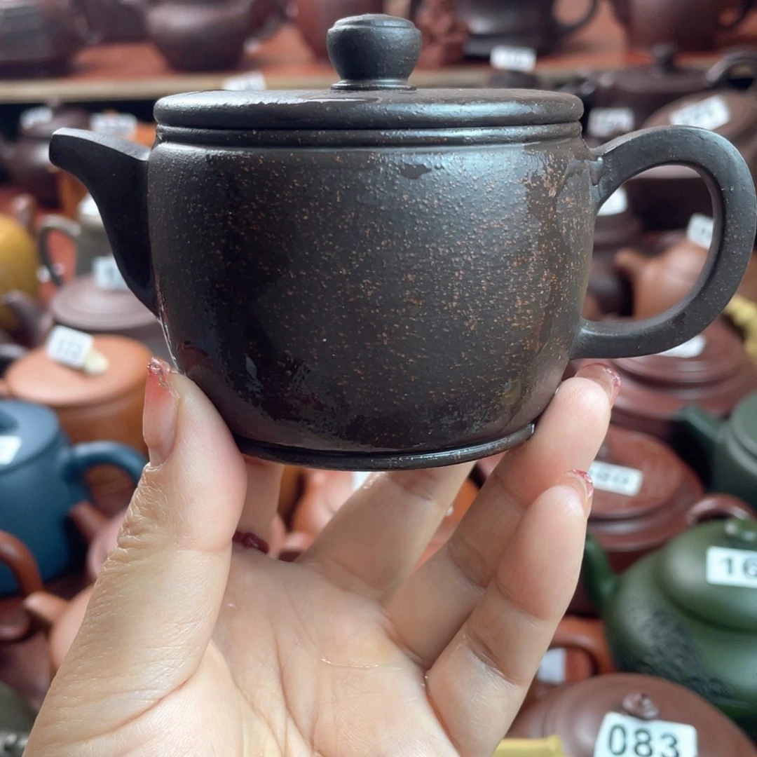 宜兴紫砂壶微瑕疵