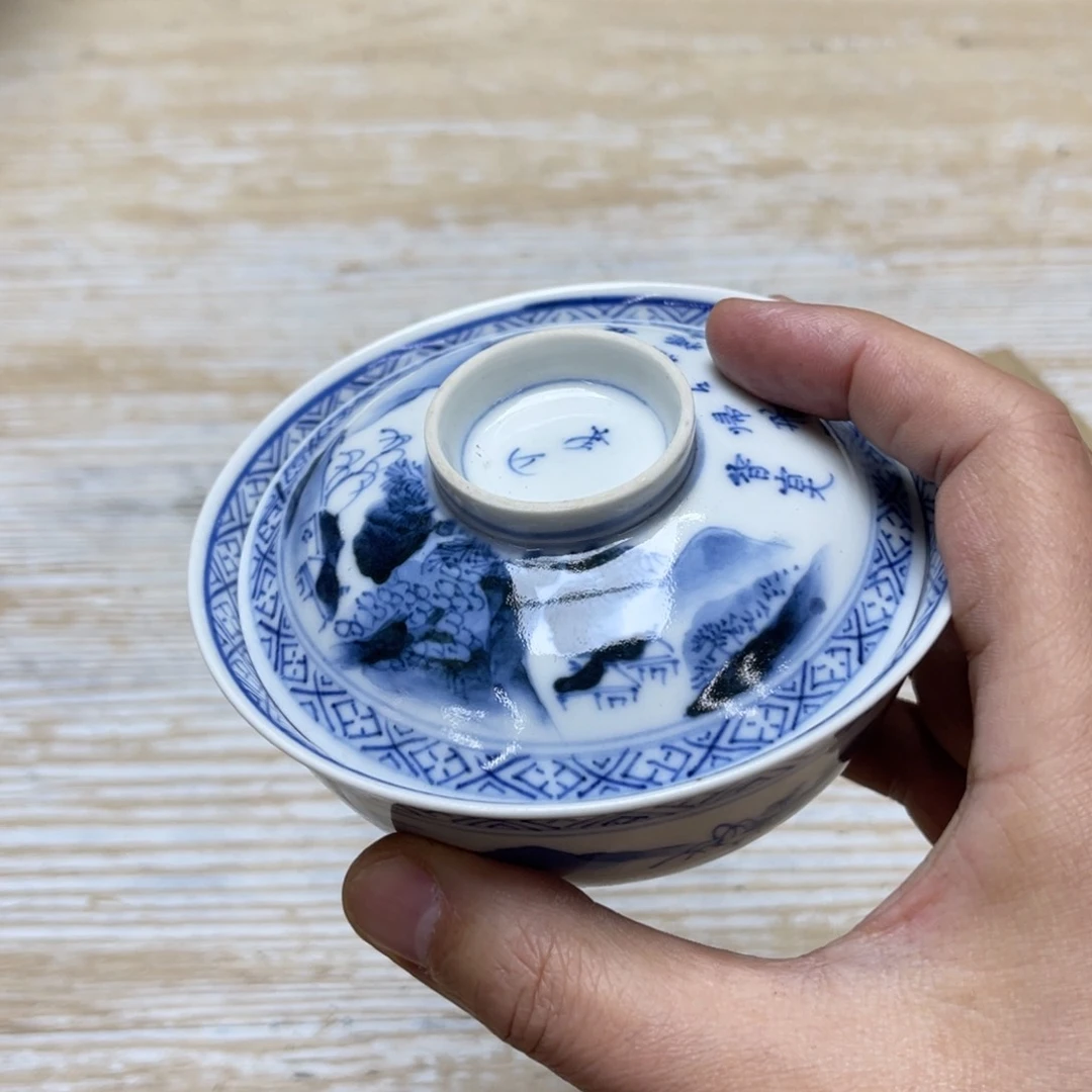 瓷片缘***离密密麻麻地排列着