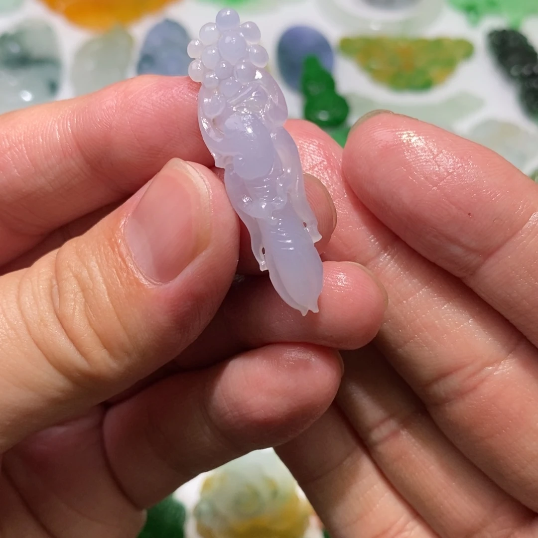 定制翡翠未镶嵌吊坠