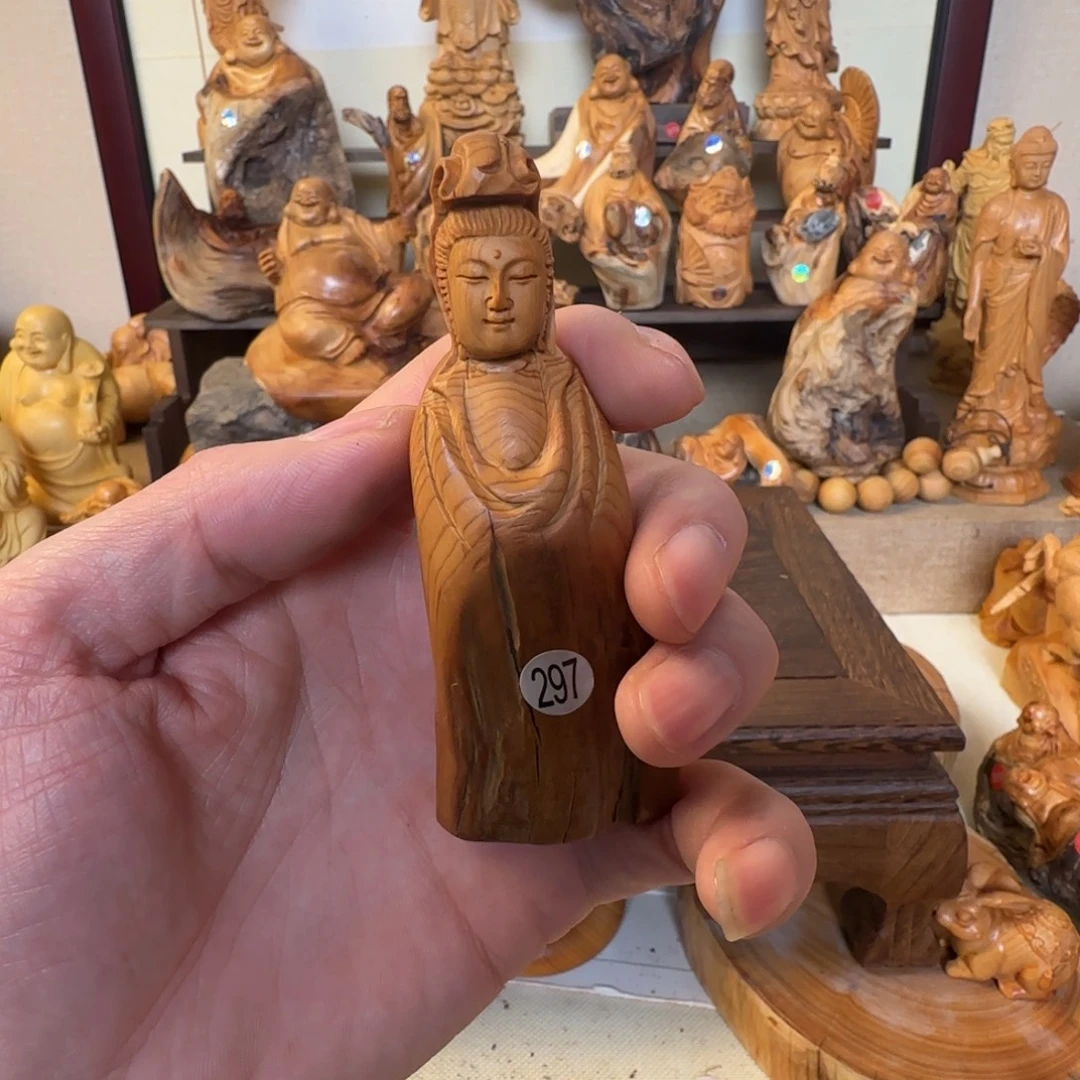 崖柏小木匠艺雕一物一拍