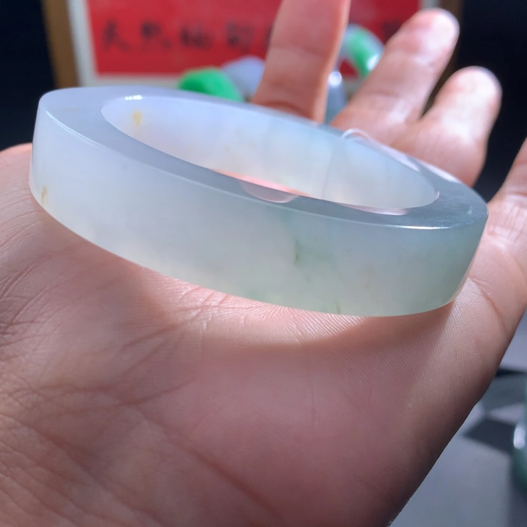 钟***情定制翡翠未镶嵌翡翠