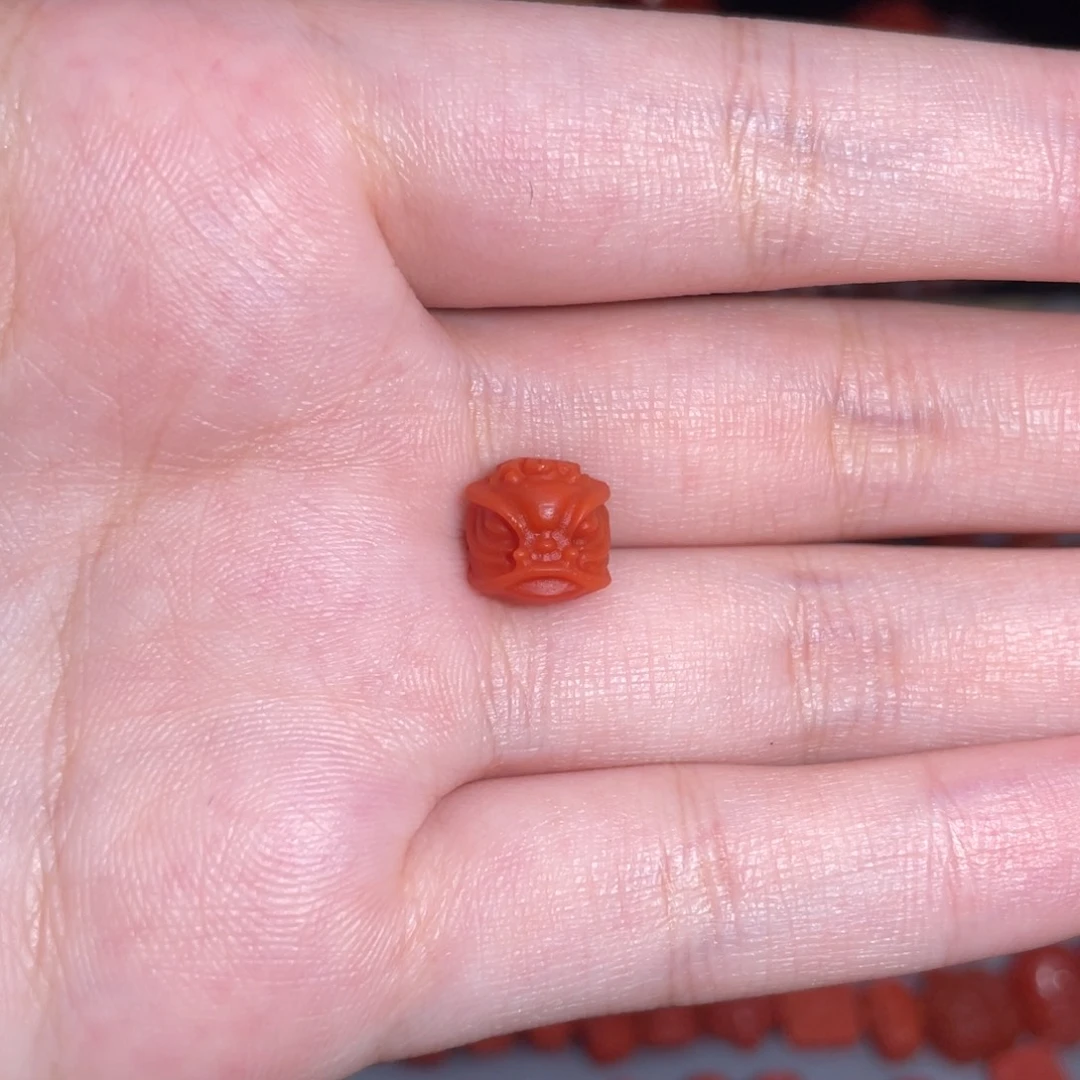 南红玛瑙醒狮9mm+未镶嵌