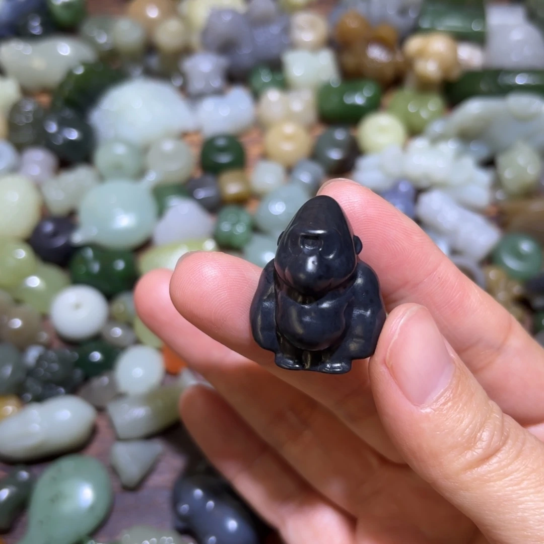 和田玉未镶嵌珠宝半成品