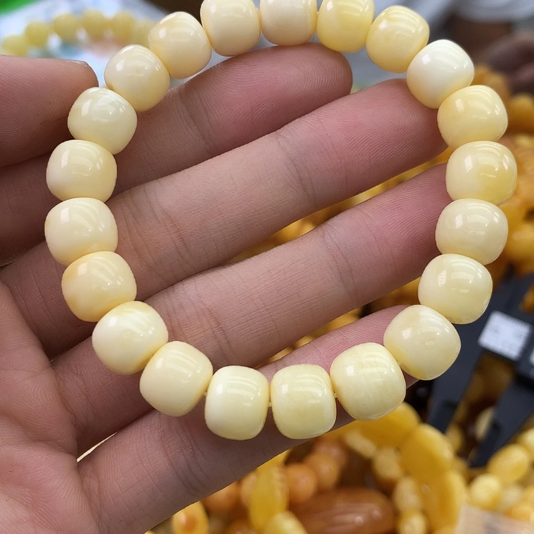蜜蜡未镶嵌珠宝奇石
