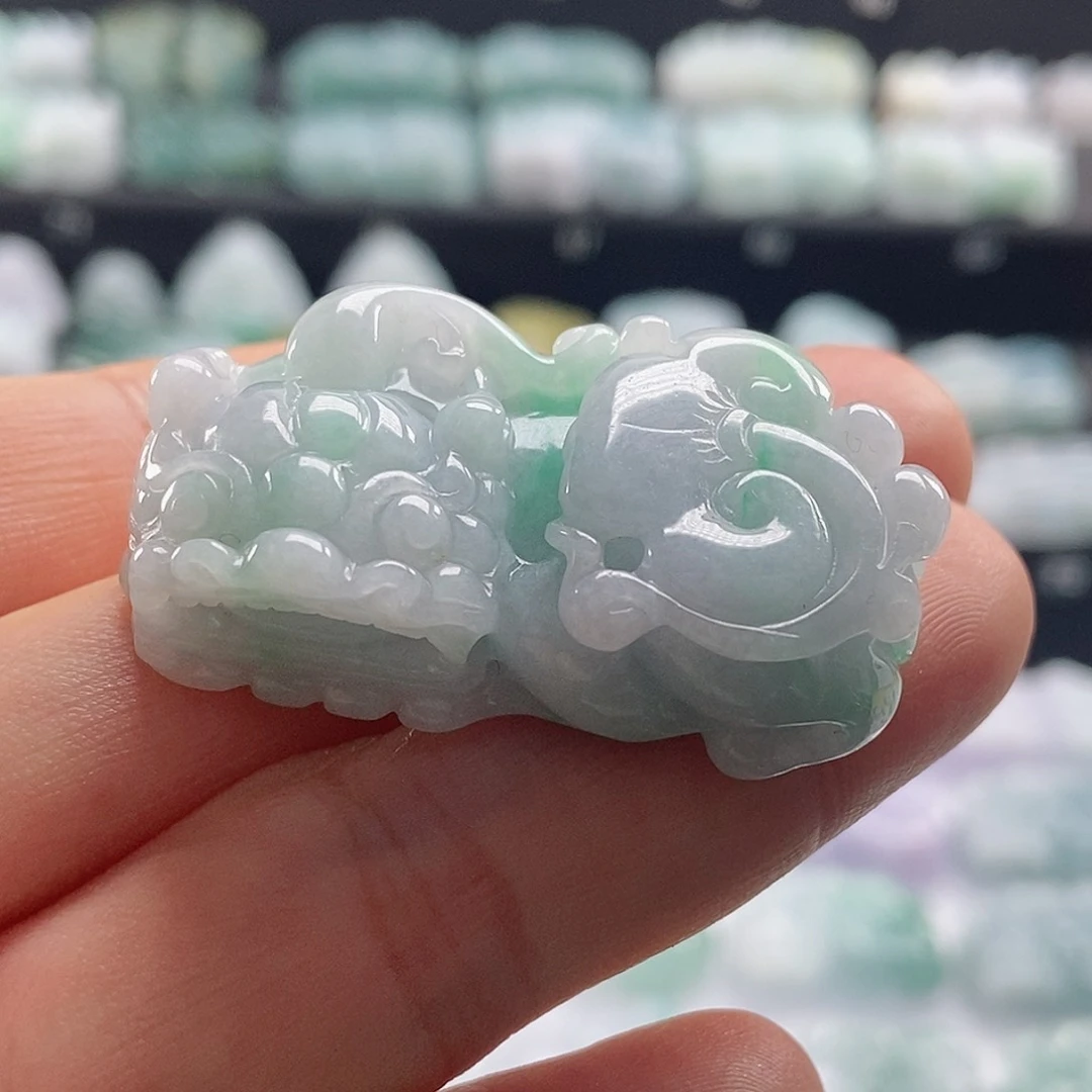 颈饰未镶嵌翡翠翡翠貔貅