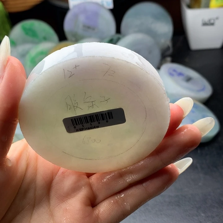 定制翡翠未镶嵌手镯