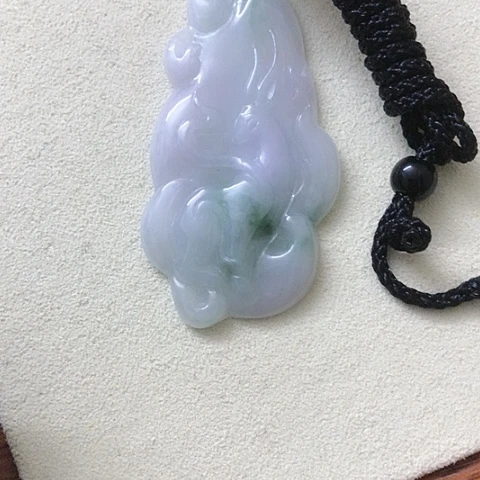 吊坠(赠链)未镶嵌翡翠