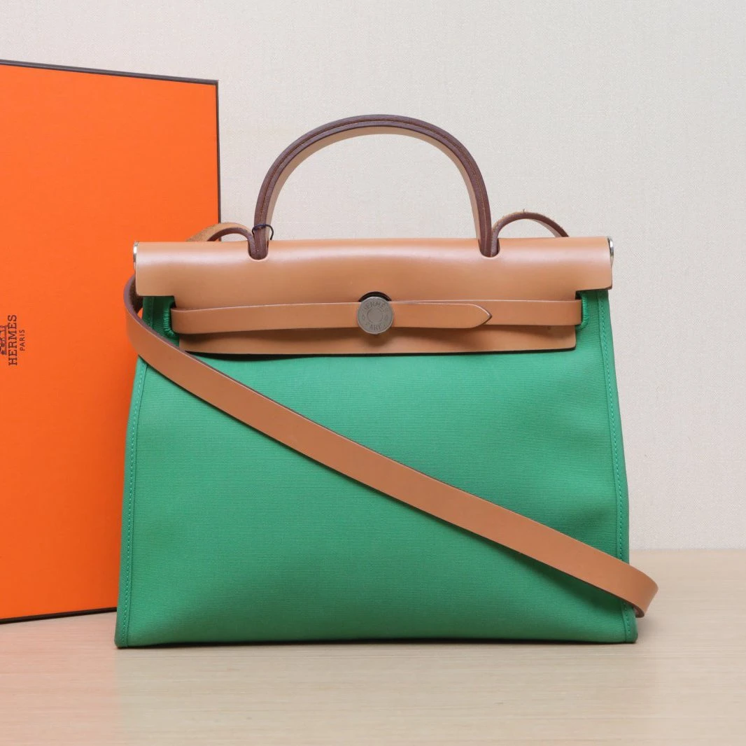 95新 Hermes/爱马仕 【黑黑】Herbag 31 1K竹子绿 X刻 银扣