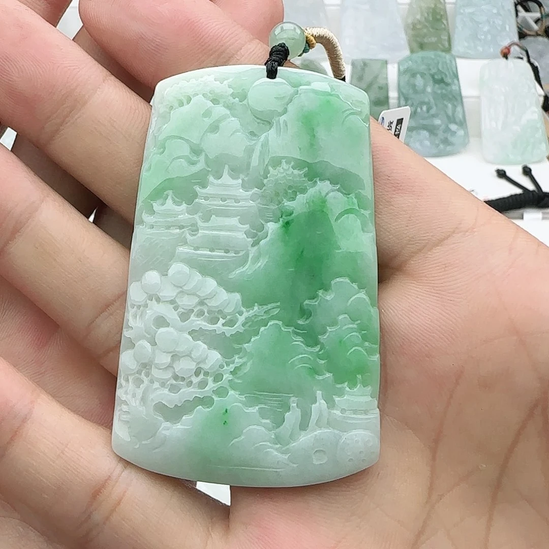 翡翠未镶嵌颈饰翡翠