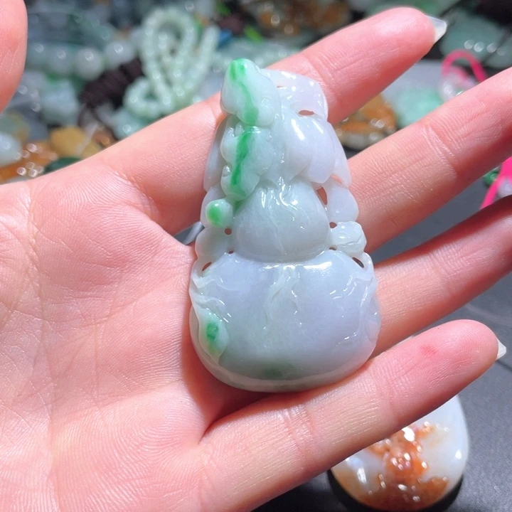 【闪购商品】翡翠颈饰未镶嵌天然翡翠