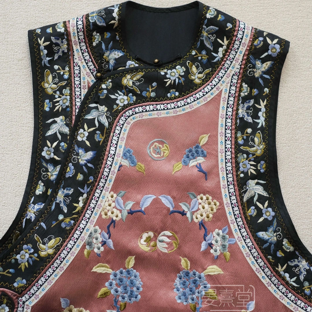 【晏熹堂·八仙花】穿戴古董系列博物馆绣球花纹锦斜襟马甲