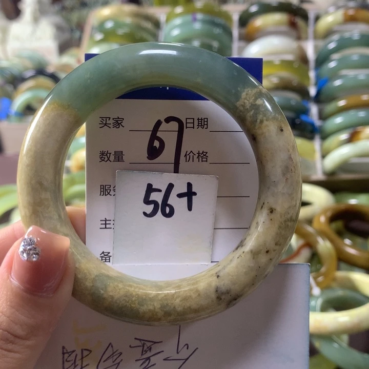 蛇纹石玉未镶嵌手镯67