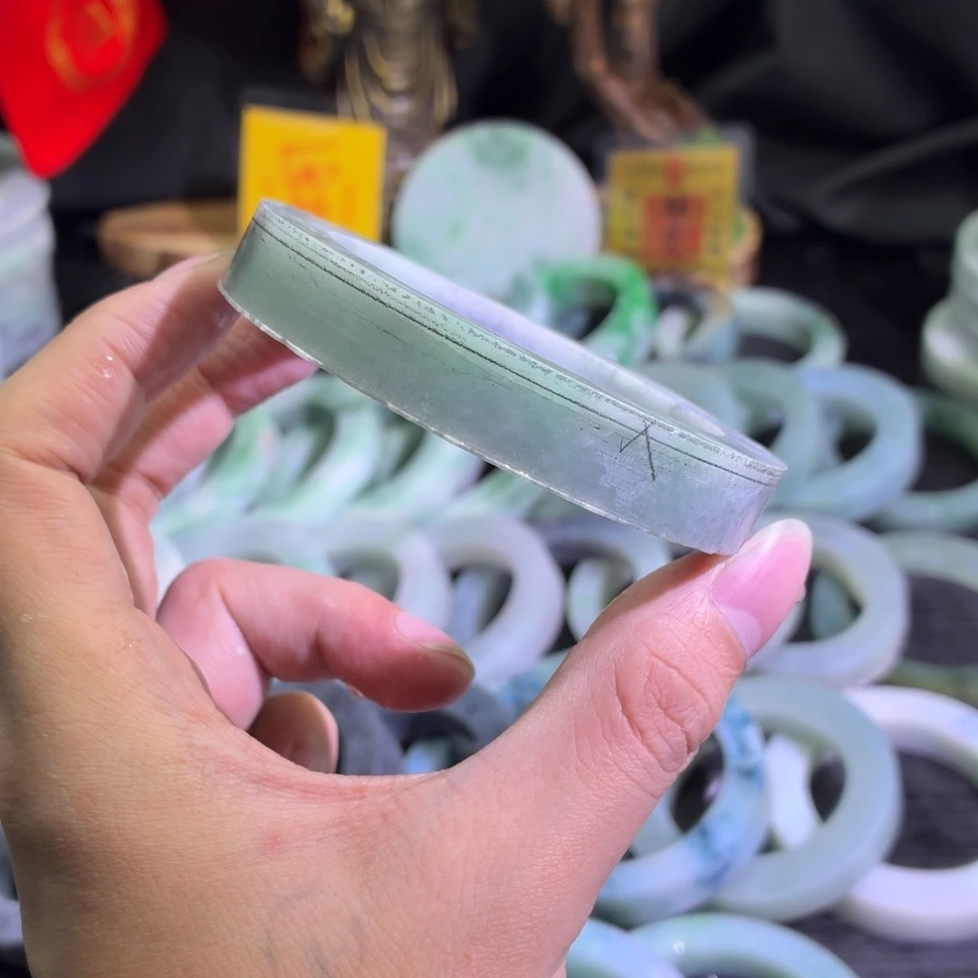 定制翡翠未镶嵌天然翡翠A货毛胚手镯定制