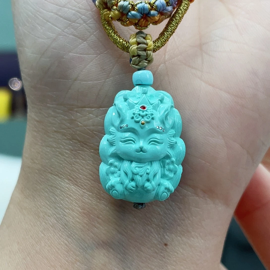 绿松石颈饰未镶嵌