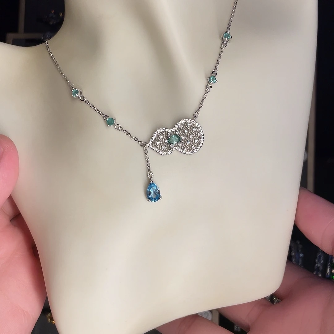 银S925镶嵌颈饰祖母绿