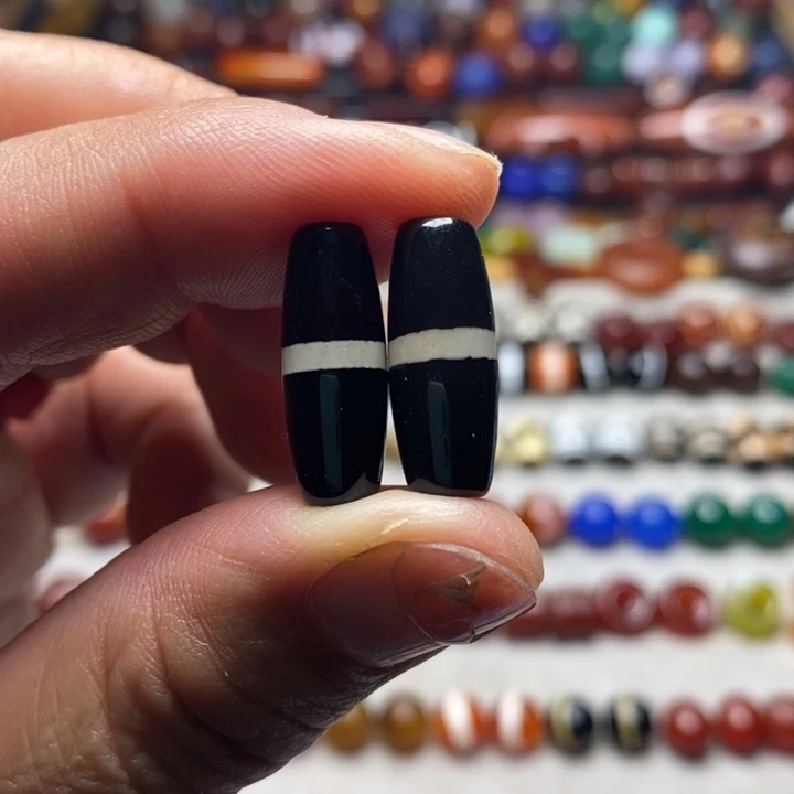 玛瑙/玉髓未镶嵌珠宝奇石