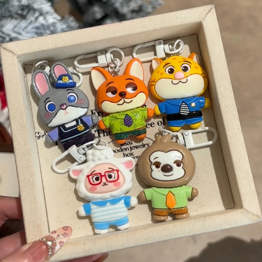 2026动物城卡通钥匙扣朱迪尼克狐挂件树脂可爱创意情侣衣服包挂饰