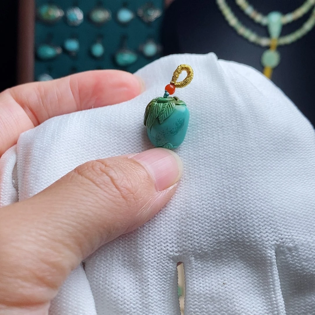 绿松石未镶嵌珠宝奇石