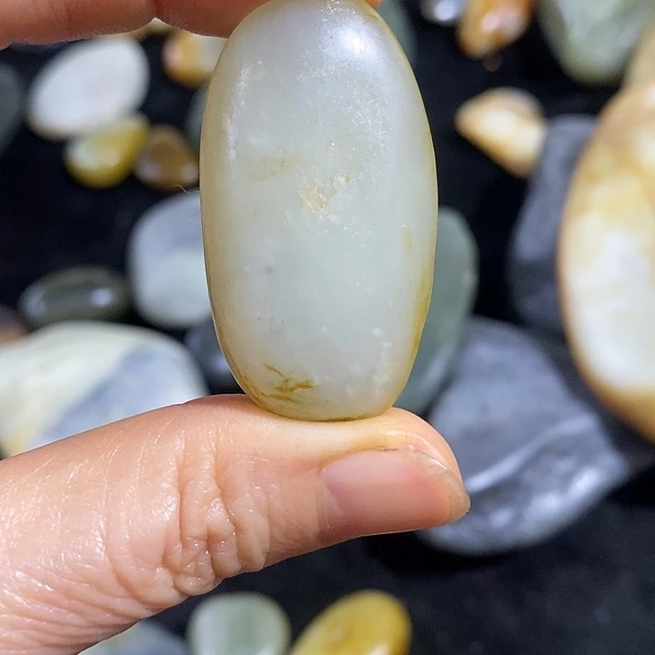 未镶嵌和田玉（糖玉）挂件