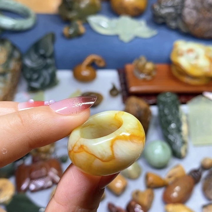 蛇纹石玉未镶嵌花玉16 口