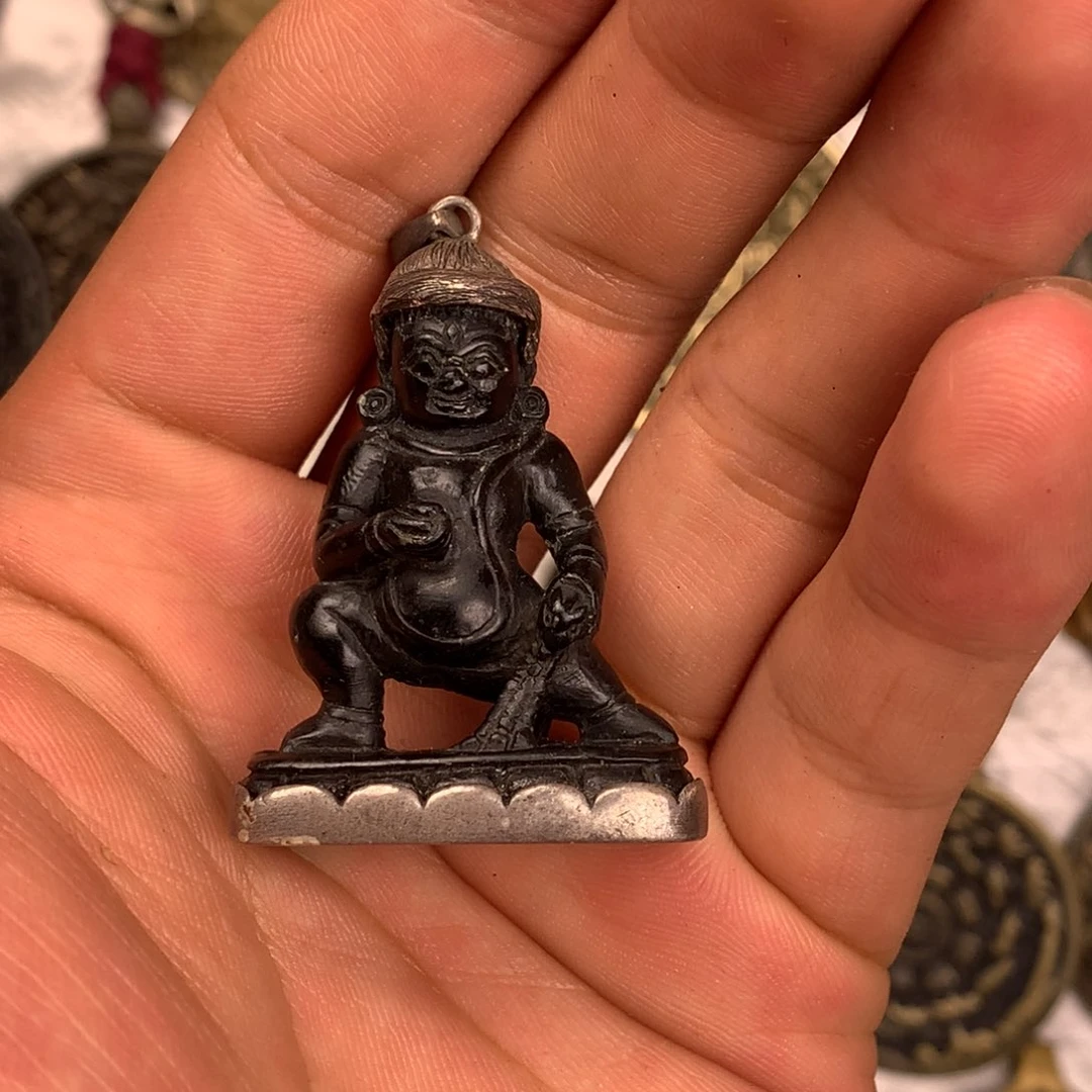 直播间漏漏价老佛像