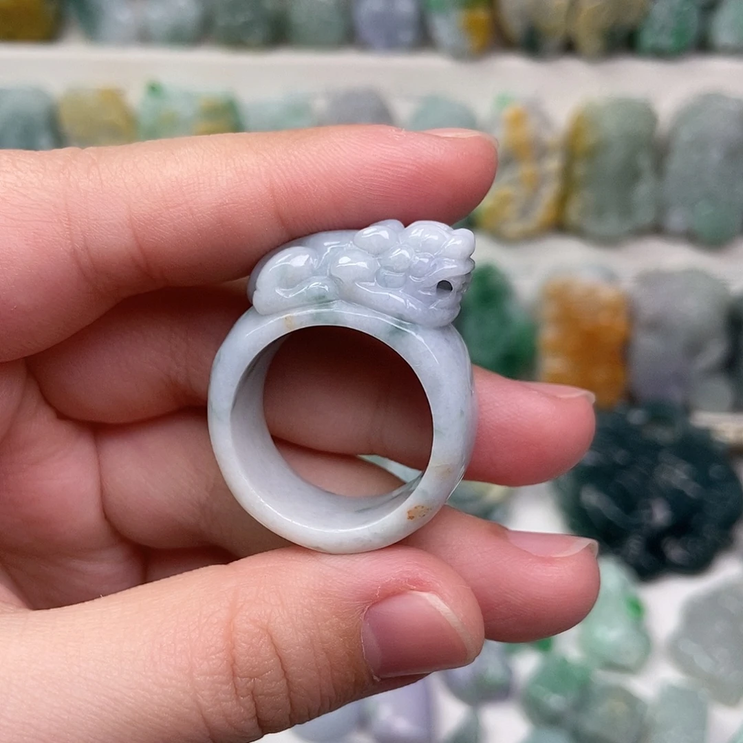 翡翠未镶嵌吊坠(赠链)内径21