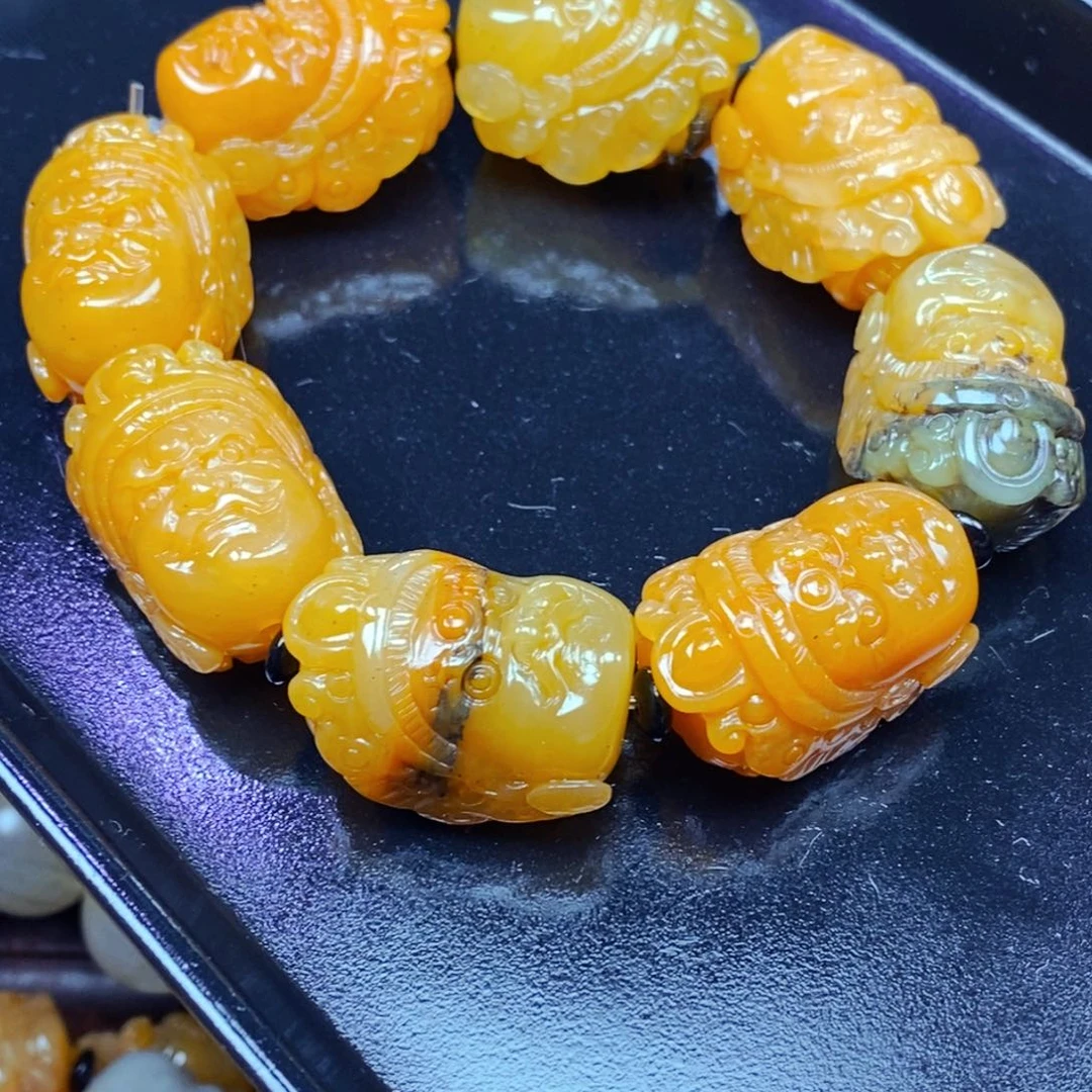 颈饰未镶嵌石英岩玉