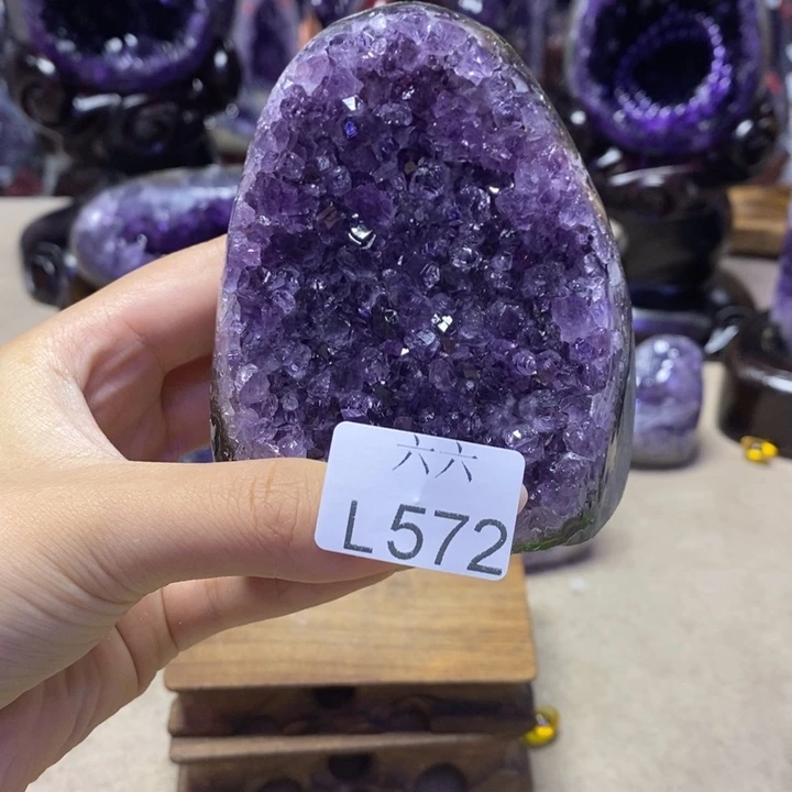 未镶嵌水晶大型摆件（非配饰）摆件