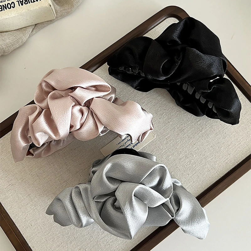 高级感闪光缎面大号抓夹轻奢褶皱云朵泡泡发夹后脑勺盘发鲨鱼夹子