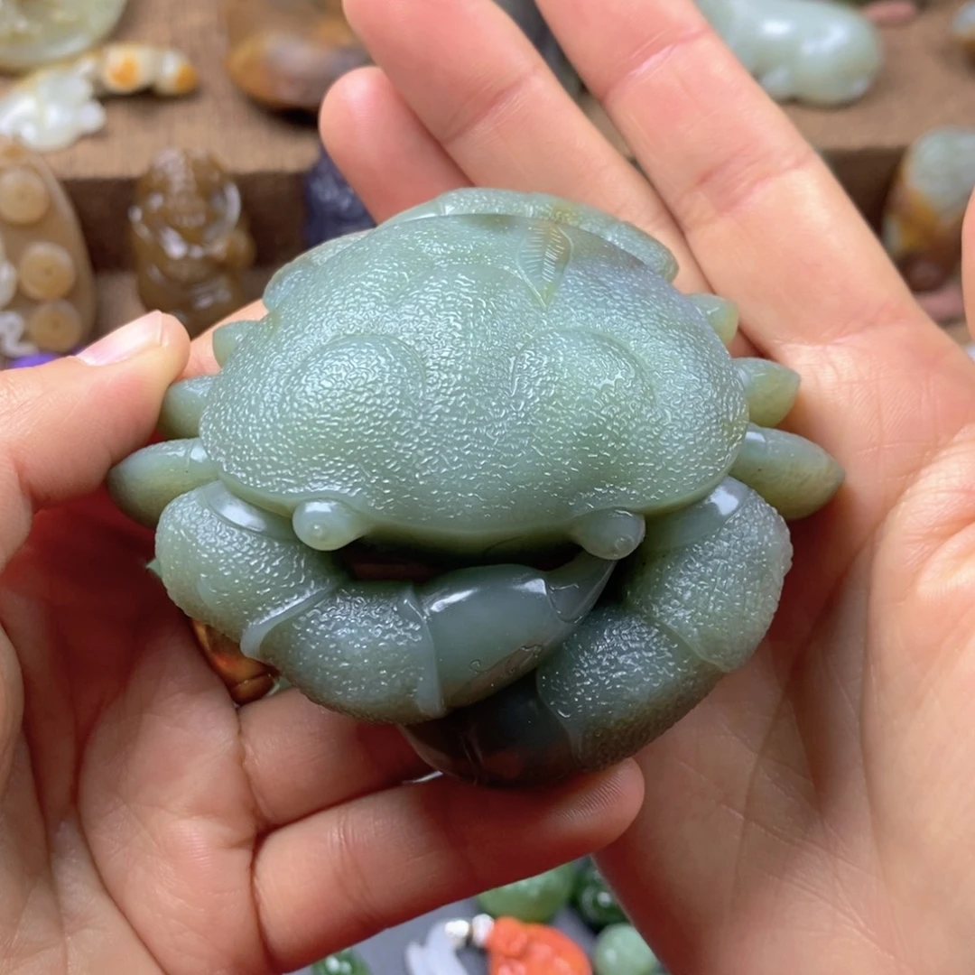 未镶嵌和田玉摆件